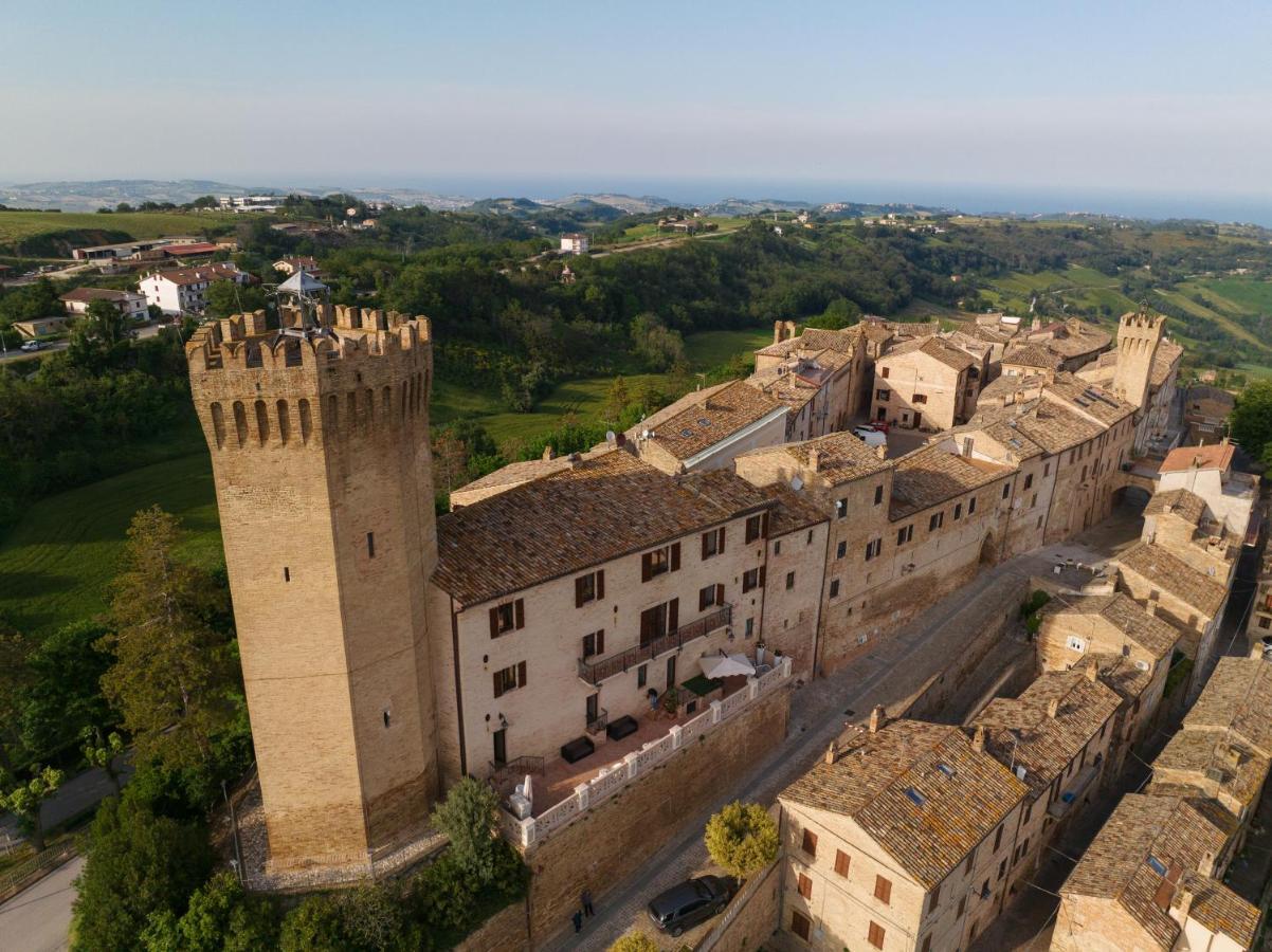 Palazzo La Torre Hotel Moresco Exterior photo